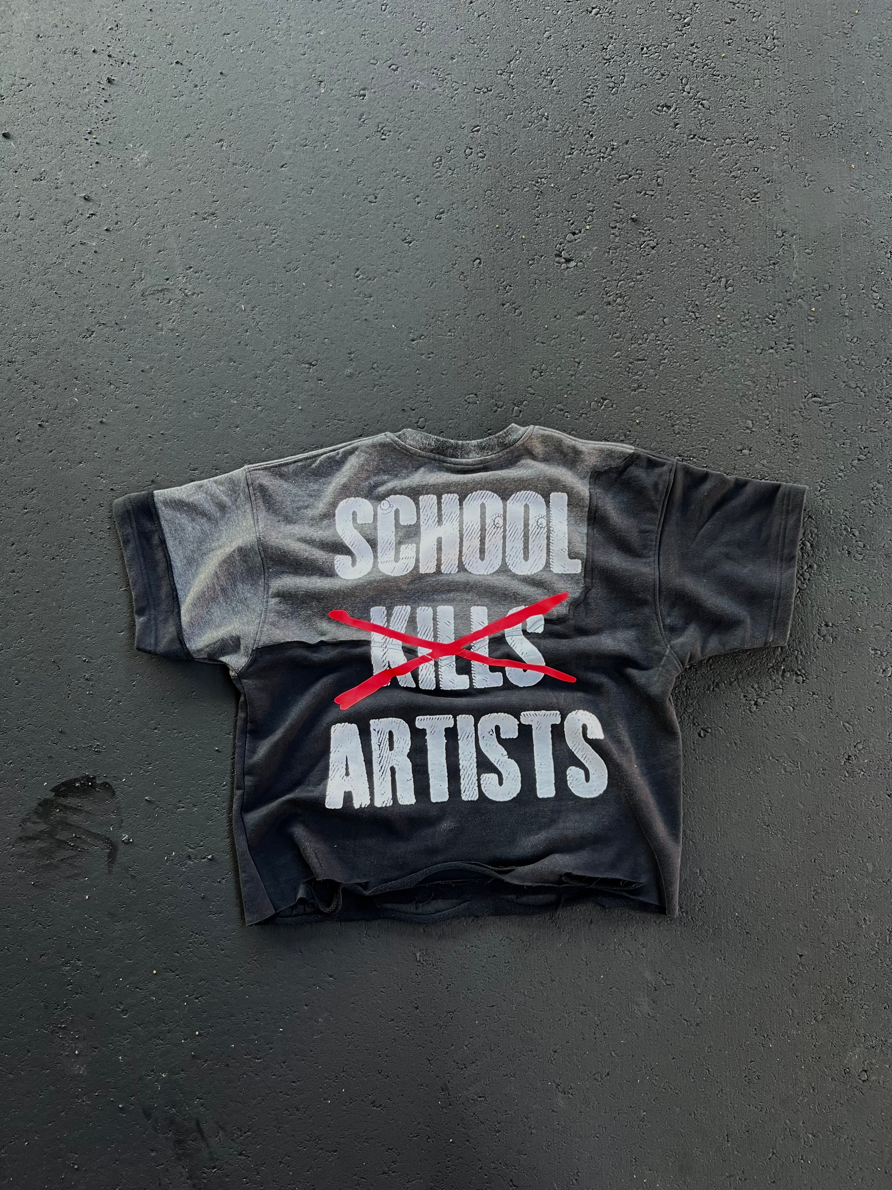 ArTīst Tee